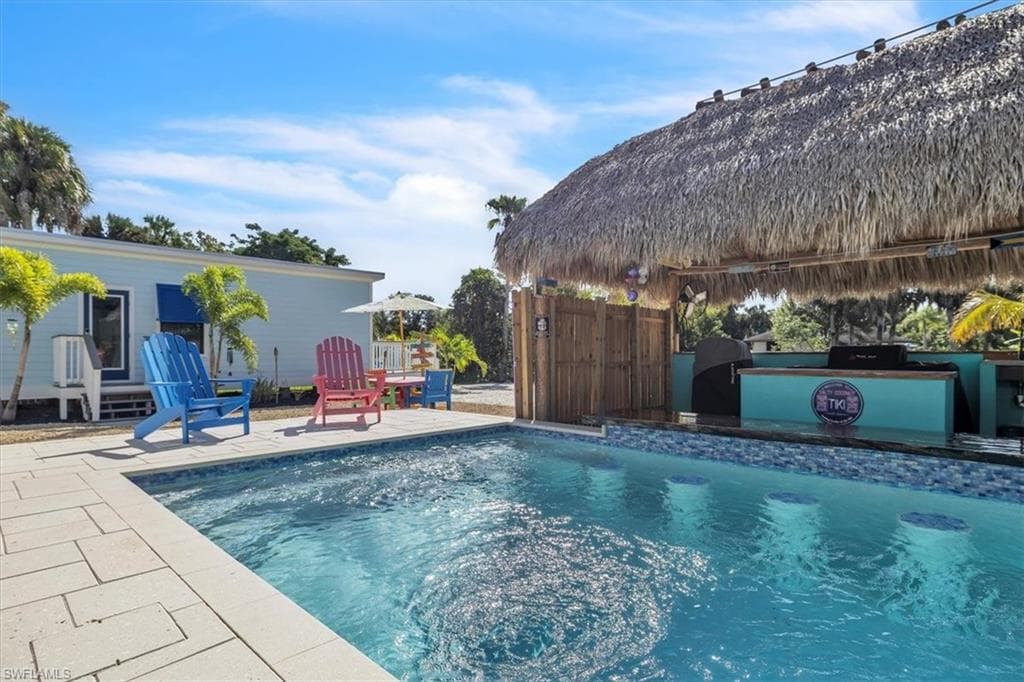 9470 Colony DR, NORTH FORT MYERS FL 33917-39