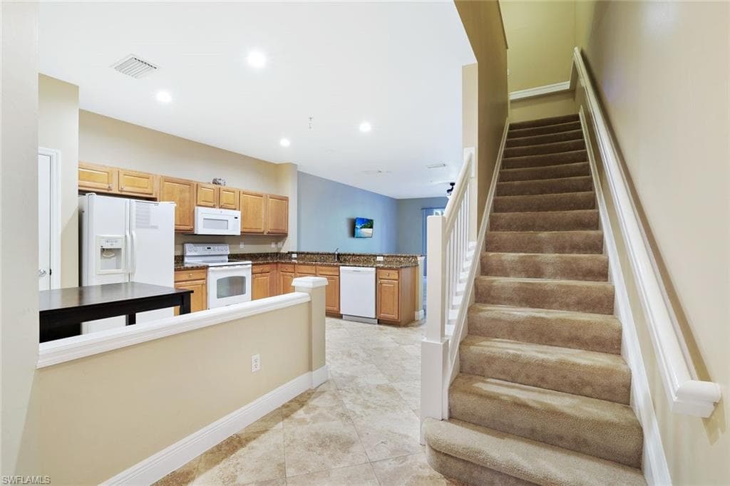 15715 Marcello CIR, NAPLES FL 34110-7