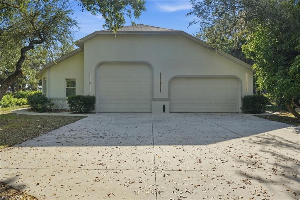 5633 Grey Fox RUN, FORT MYERS FL 33912-32