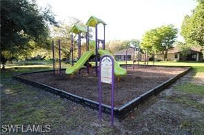 5633 Grey Fox RUN, FORT MYERS FL 33912-43