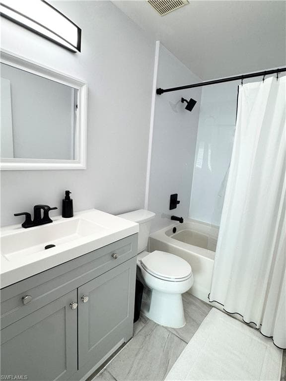 1190 Reserve WAY # 304, NAPLES FL 34105-8