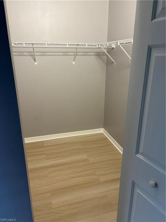 10000 Maddox LN # 321, BONITA SPRINGS FL 34135-13