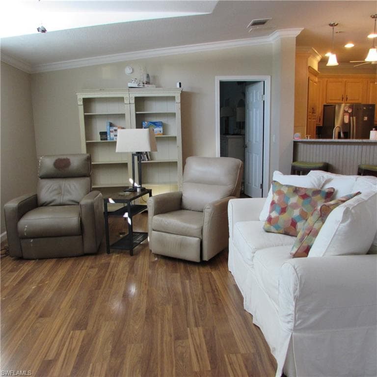 5371 Blue Crab CIR 1-12