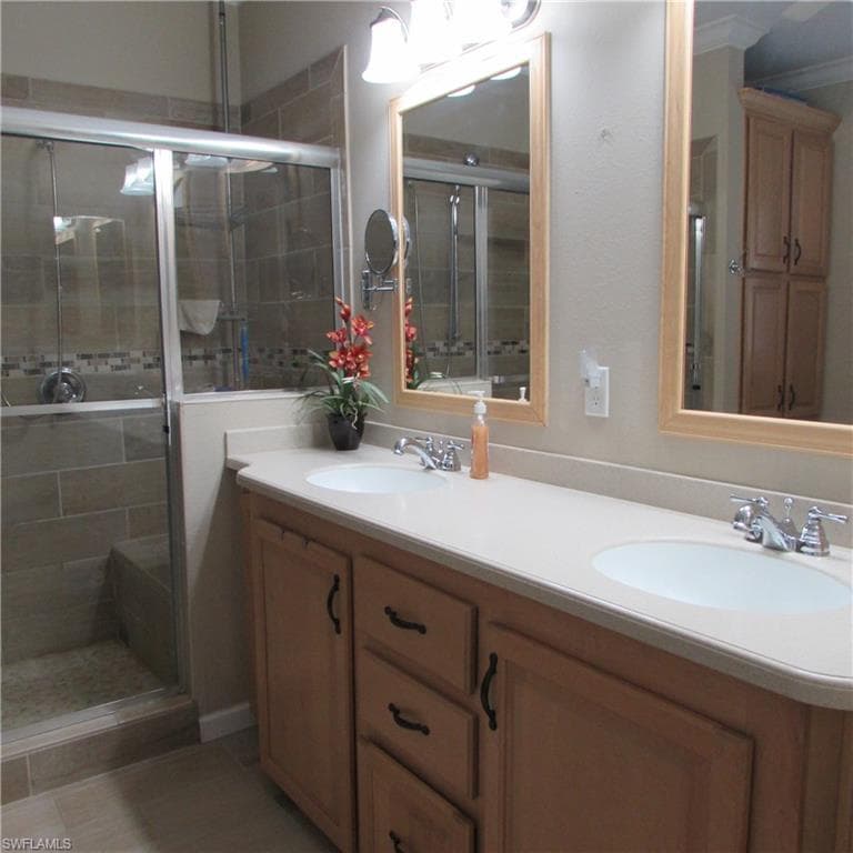 5371 Blue Crab CIR 1-16