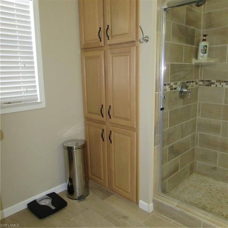 5371 Blue Crab CIR 1-18
