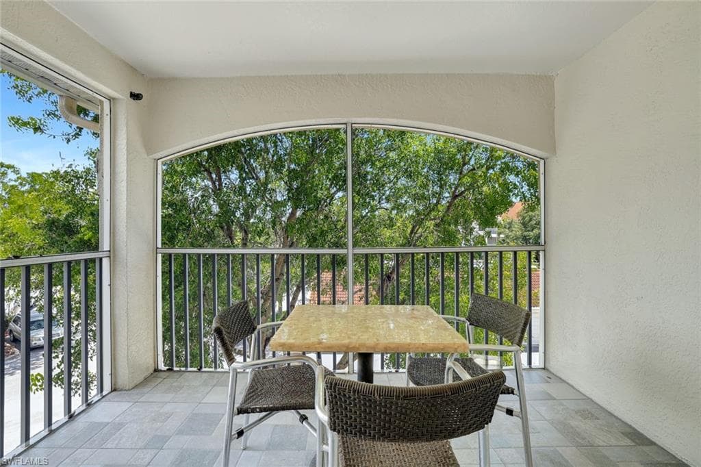 4670 Saint Croix LN # 632, NAPLES FL 34109-19