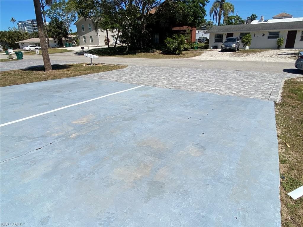 2264 Washington AVE, NAPLES FL 34112-4