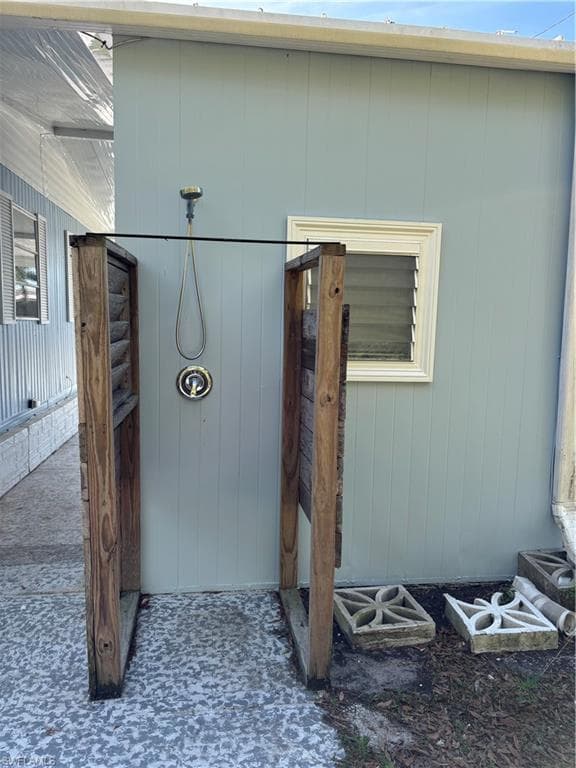 526 Pine Tree CT, NORTH FORT MYERS FL 33917-11