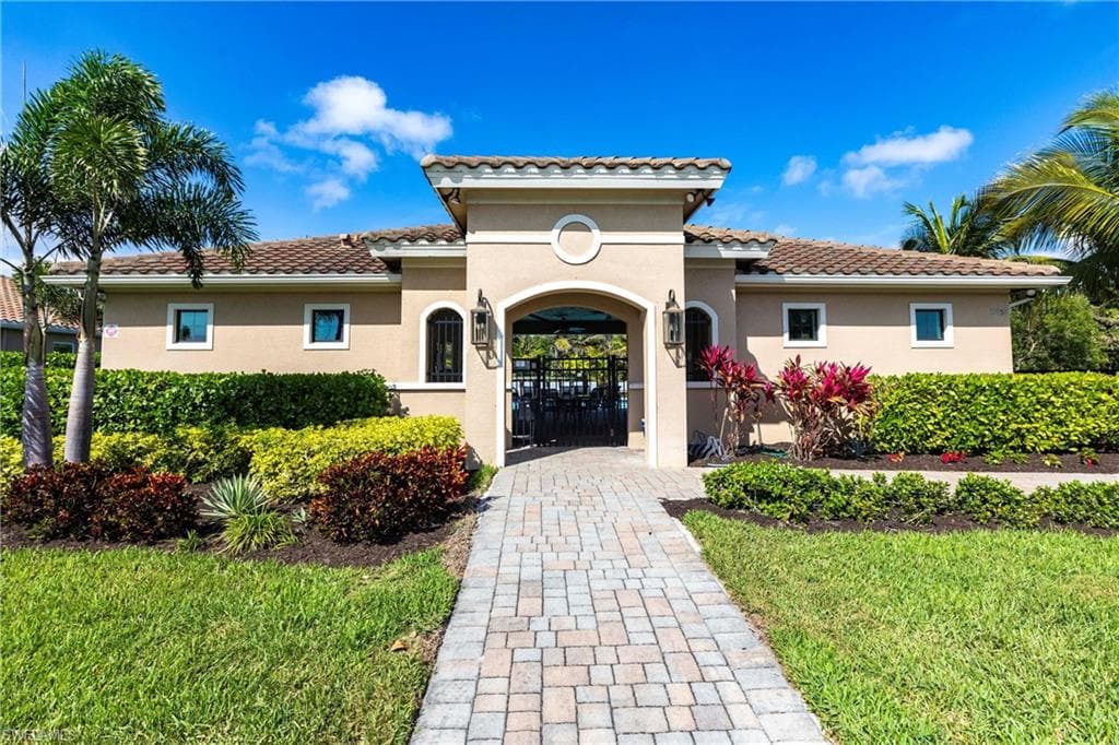 15380 Cortona WAY, FORT MYERS FL 33908-37