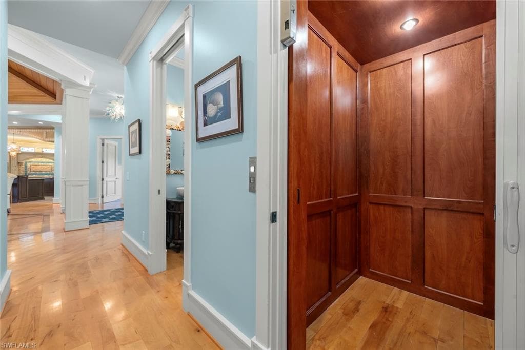 4725 Rue Belle Mer, SANIBEL FL 33957-30