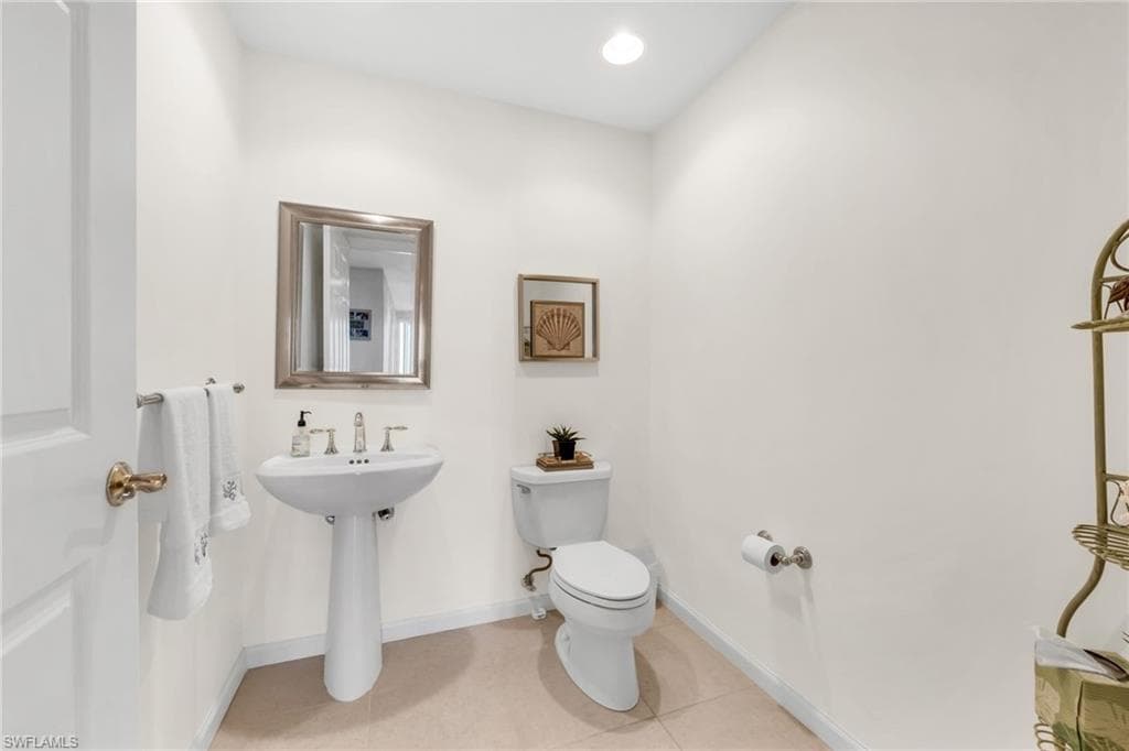 455 Cove Tower DR # 1603, NAPLES FL 34110-15