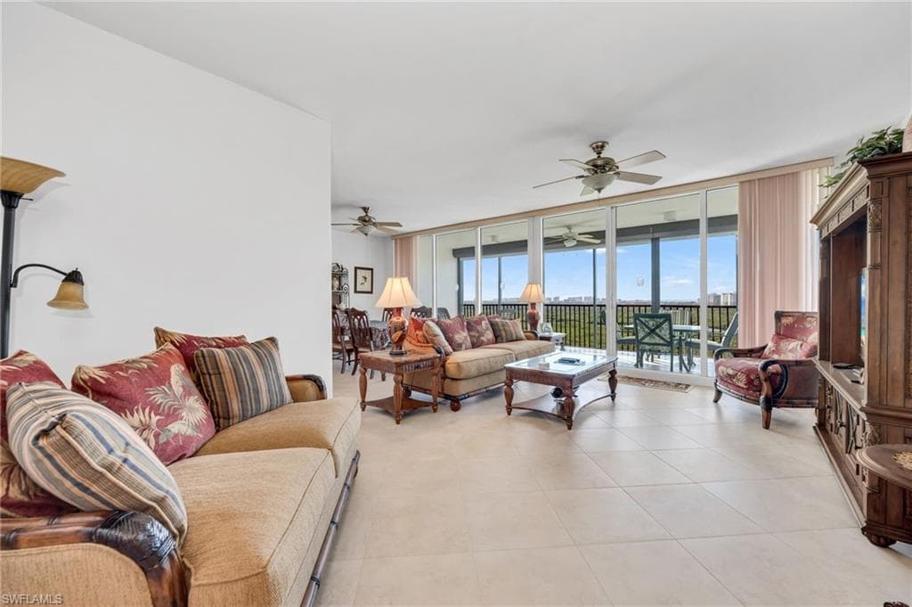 455 Cove Tower DR # 1603, NAPLES FL 34110-2