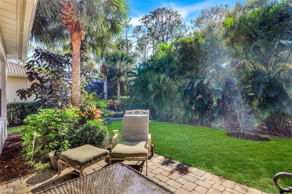 16156 Parque LN, NAPLES FL 34110-11