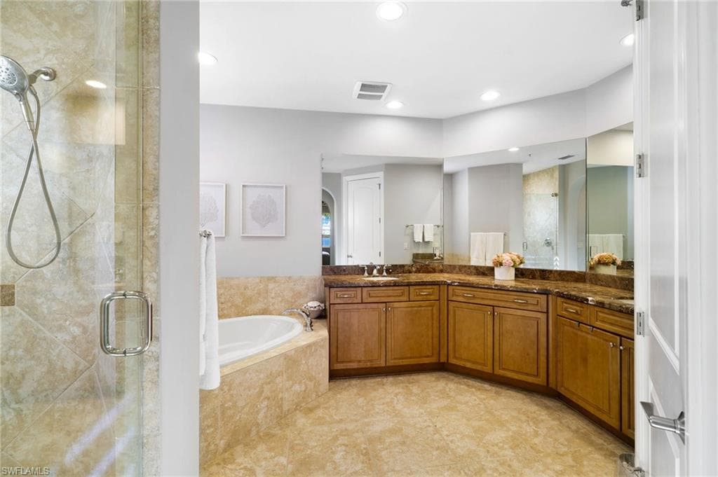 17771 Via Bella Acqua CT # 902, MIROMAR LAKES FL 33913-15