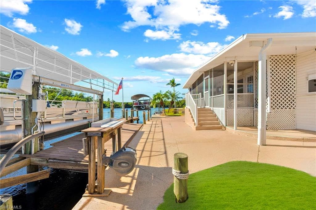 204 Sun CIR, FORT MYERS FL 33905-2