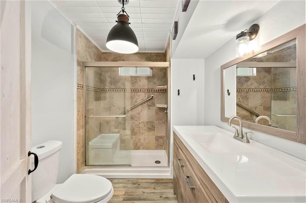 204 Sun CIR, FORT MYERS FL 33905-29