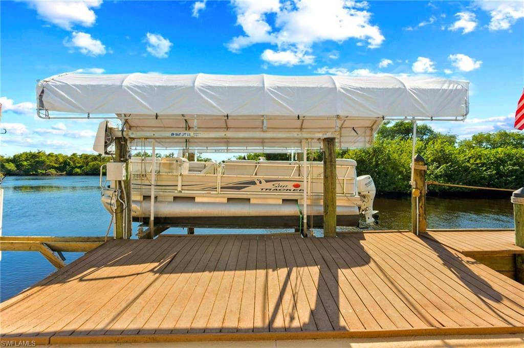 204 Sun CIR, FORT MYERS FL 33905-37