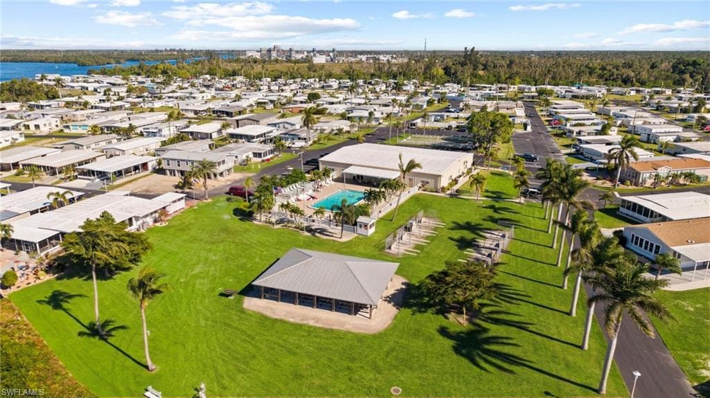 204 Sun CIR, FORT MYERS FL 33905-32