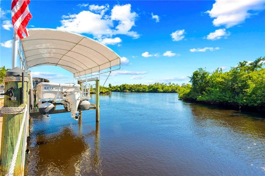 204 Sun CIR, FORT MYERS FL 33905-40