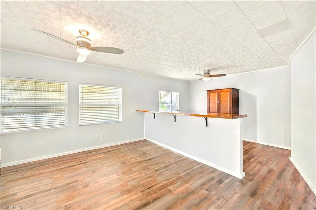 204 Sun CIR, FORT MYERS FL 33905-17