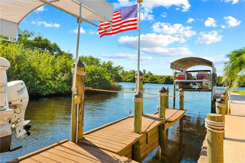 204 Sun CIR, FORT MYERS FL 33905-39