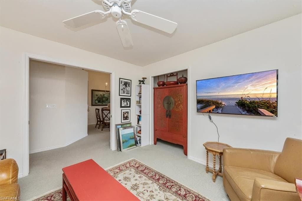 501 Lake Louise CIR # 204, NAPLES FL 34110-17