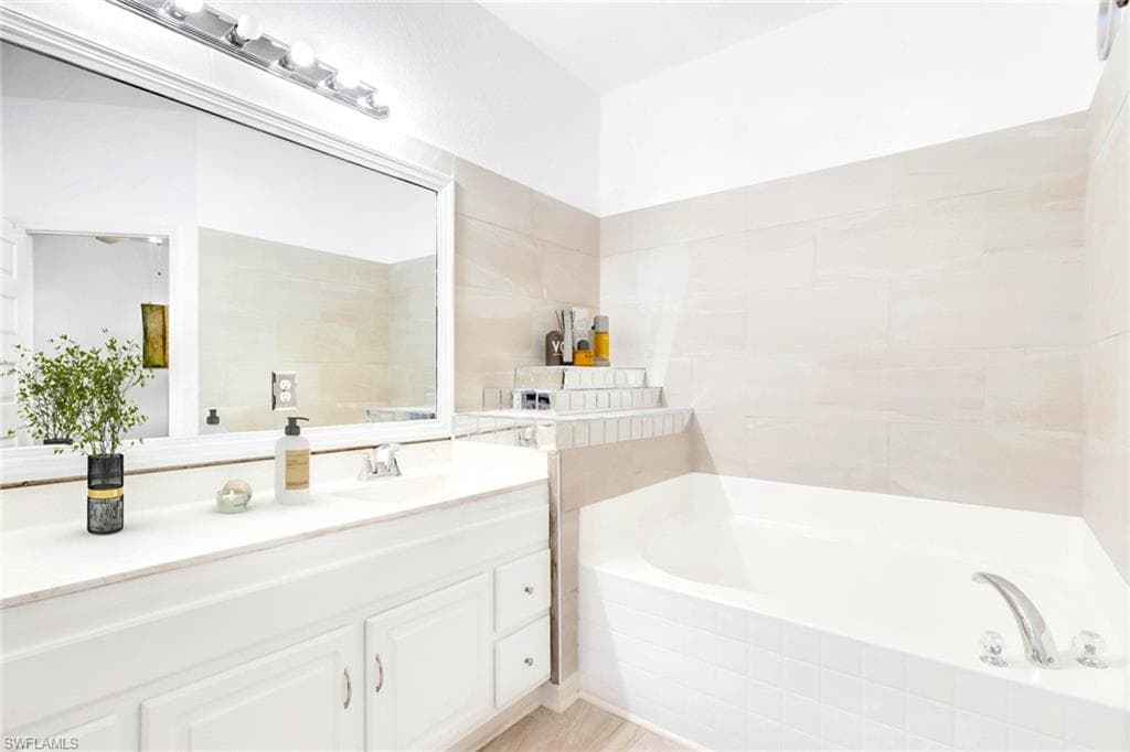 25324 Alicante DR, PUNTA GORDA FL 33955-24