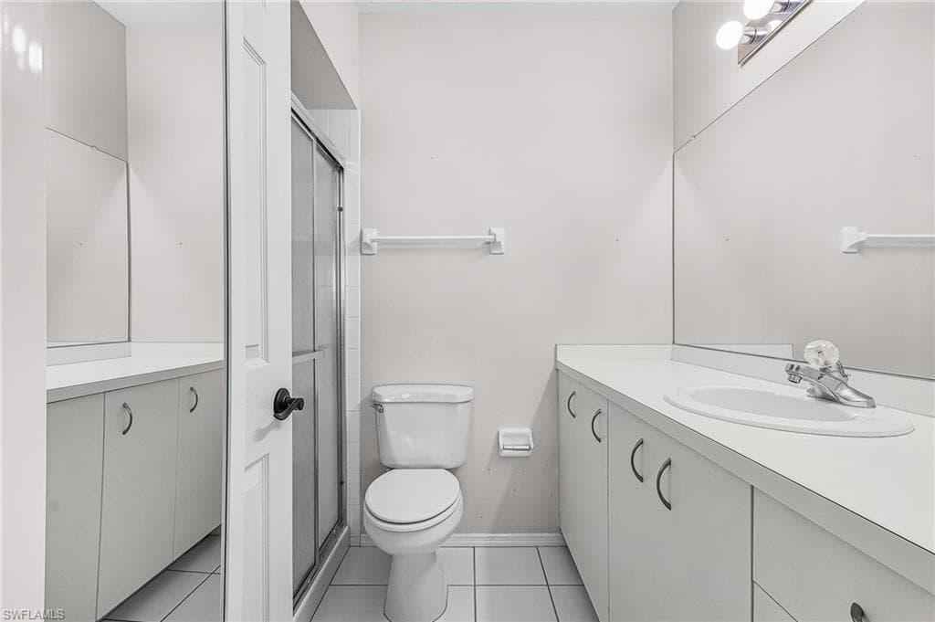 14791 Hole In Hole CIR, FORT MYERS FL 33919-15