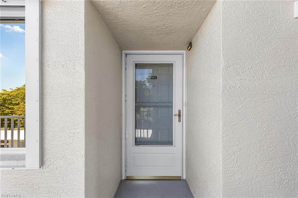 14791 Hole In Hole CIR, FORT MYERS FL 33919-21