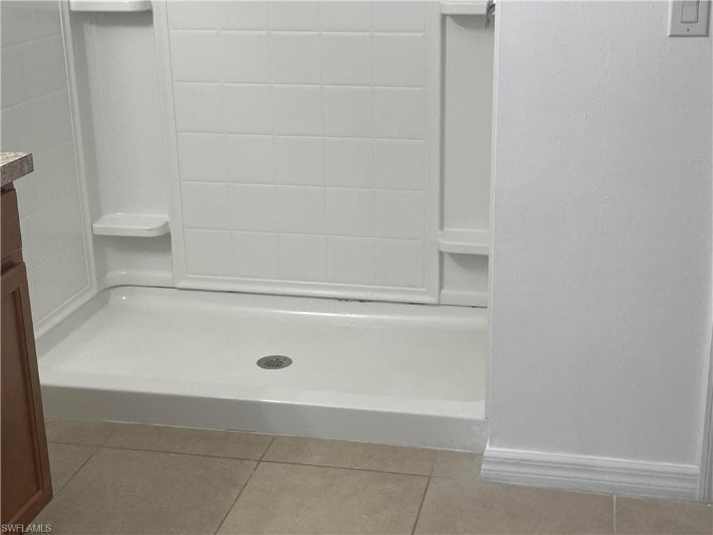 8137 Gopher Tortoise TRL, LEHIGH ACRES FL 33972-5