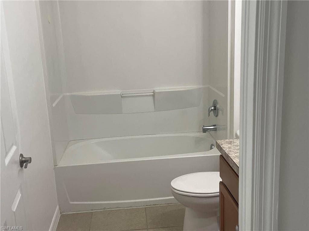 8137 Gopher Tortoise TRL, LEHIGH ACRES FL 33972-9