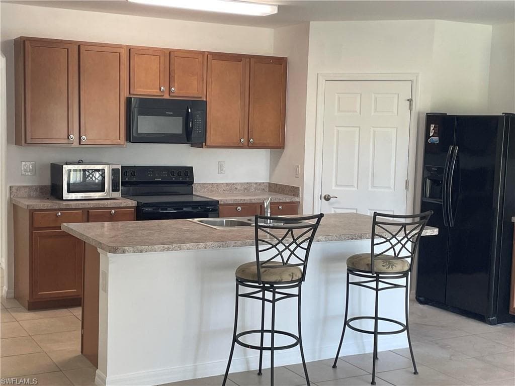 8137 Gopher Tortoise TRL, LEHIGH ACRES FL 33972-3