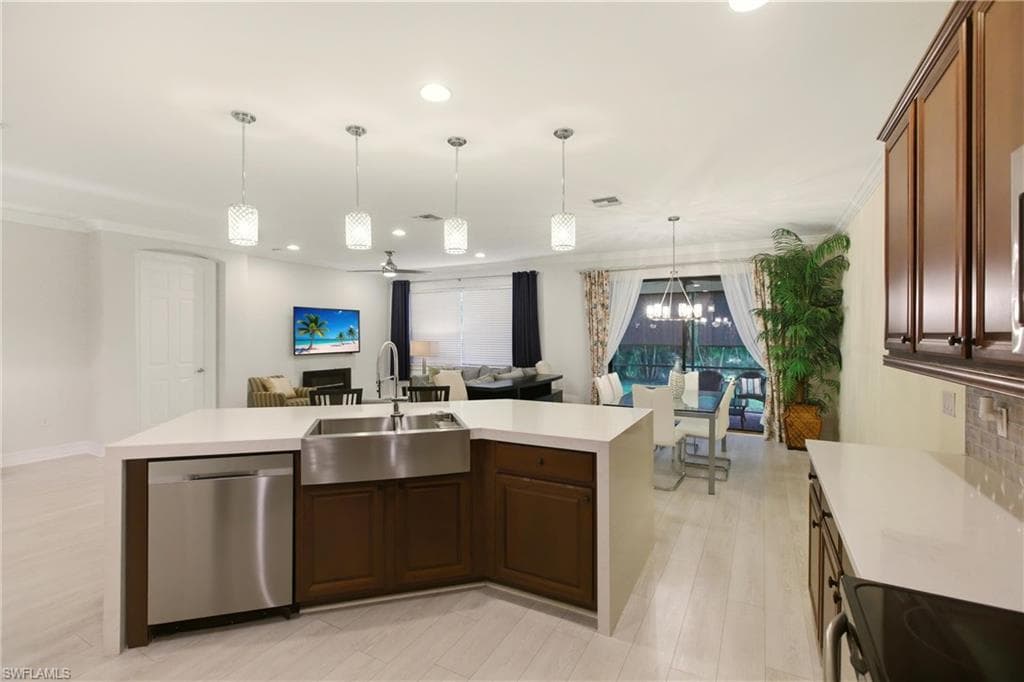 7866 Bucks Run DR, NAPLES FL 34120-12