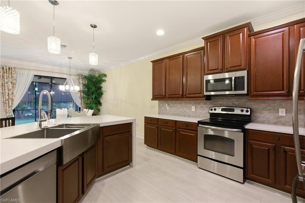 7866 Bucks Run DR, NAPLES FL 34120-13