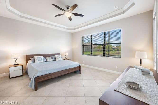 1641 Serrano CIR, NAPLES FL 34105-21