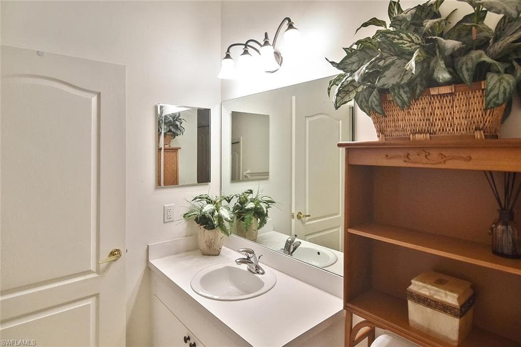 3800 SAWGRASS WAY # 3143, NAPLES FL 34112-15