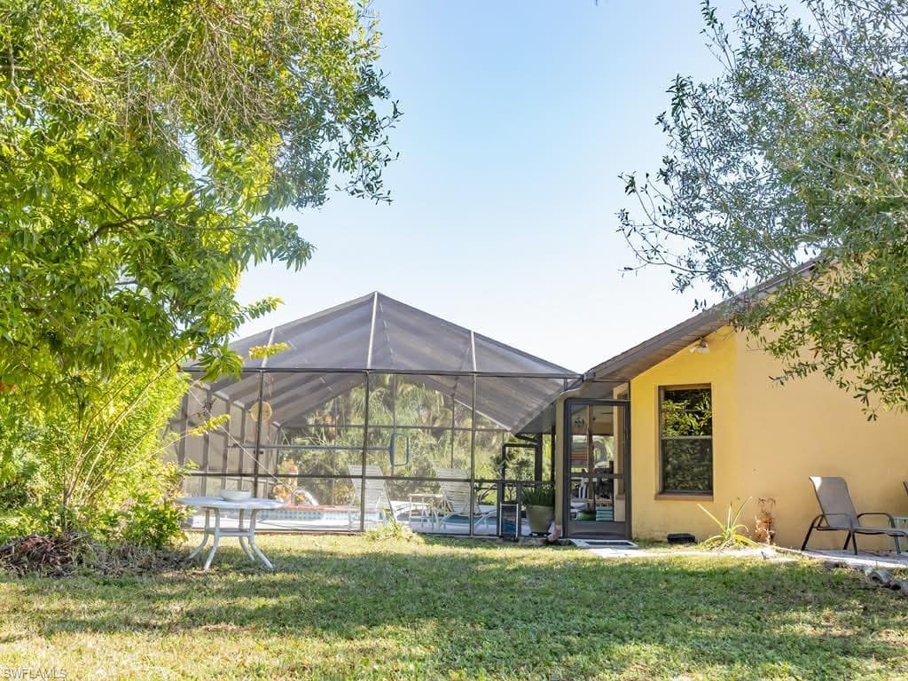 7841 Deni DR, NORTH FORT MYERS FL 33917-1