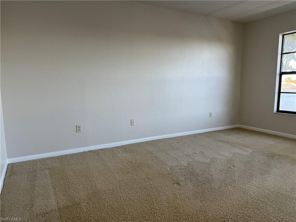 131 SW 47th TER 202-12