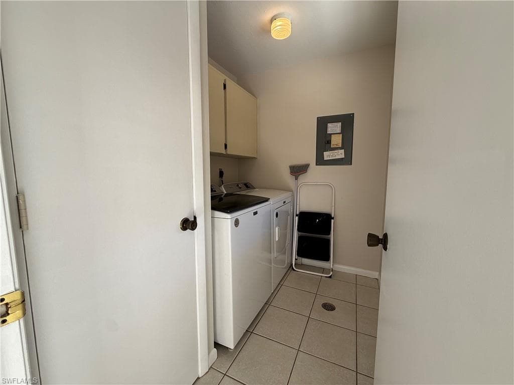 131 SW 47th TER 202-25