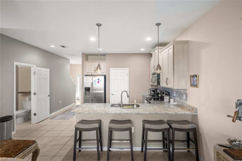 10820 Alvara WAY, BONITA SPRINGS FL 34135-8