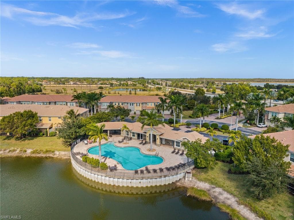 10820 Alvara WAY, BONITA SPRINGS FL 34135-33