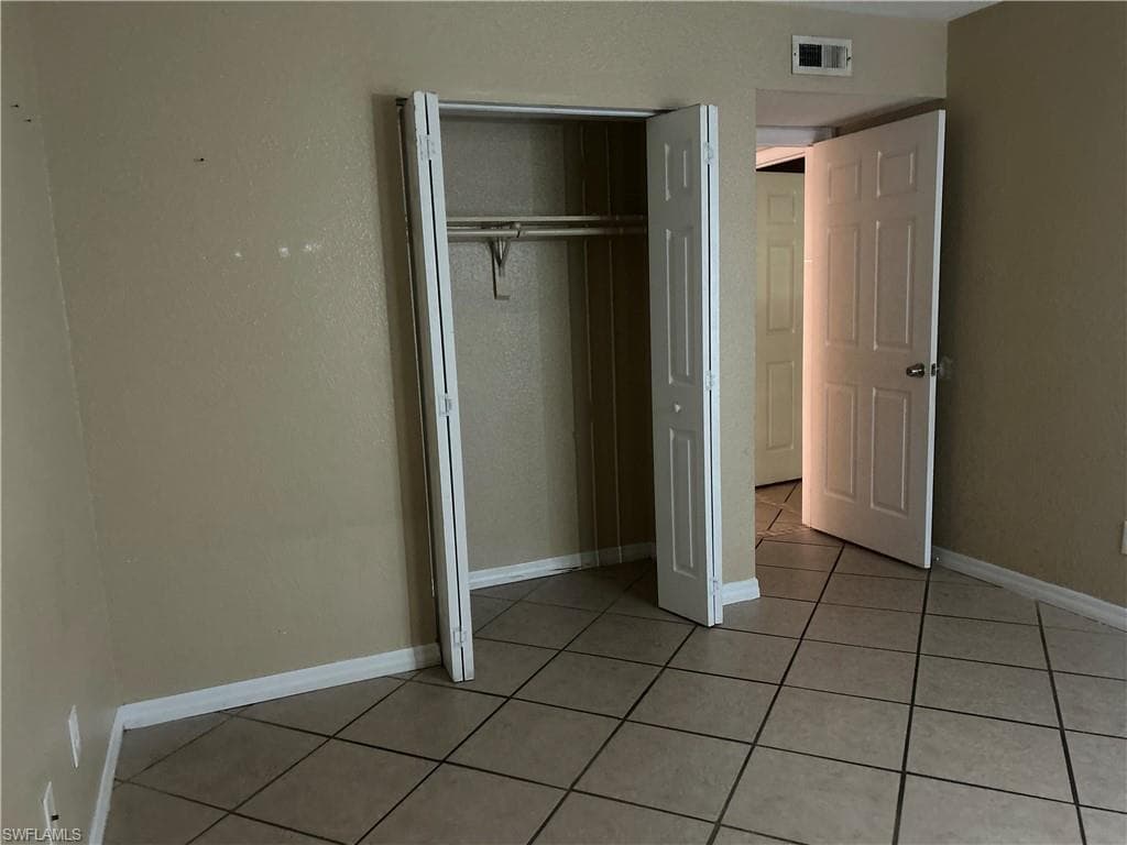 2865 Winkler AVE # 407, FORT MYERS FL 33916-11