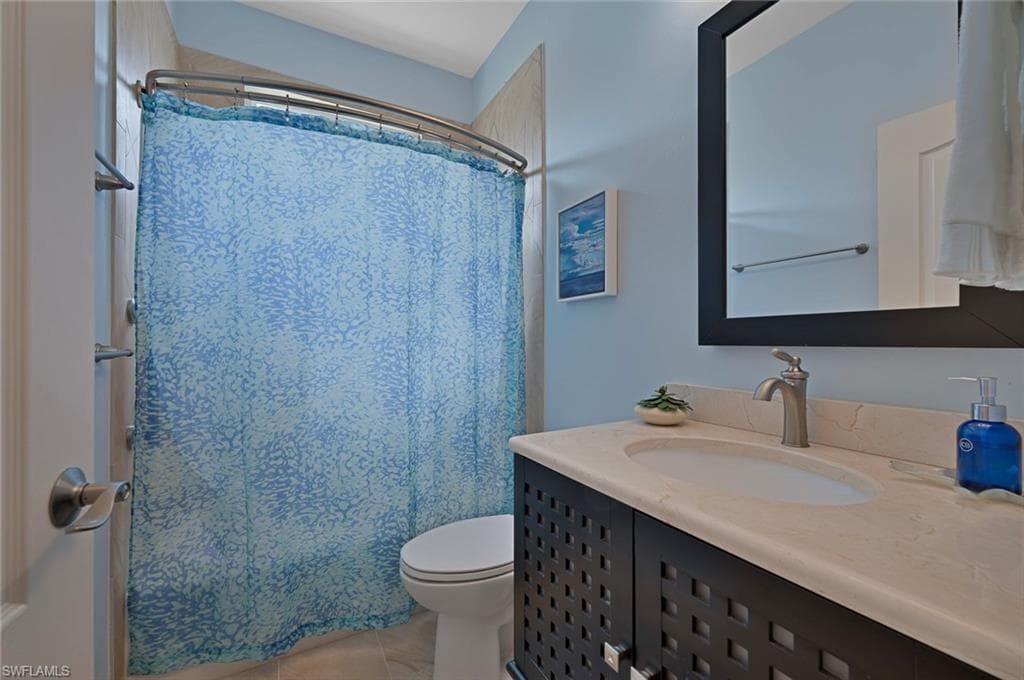 8890 Springwood CT, BONITA SPRINGS FL 34135-13