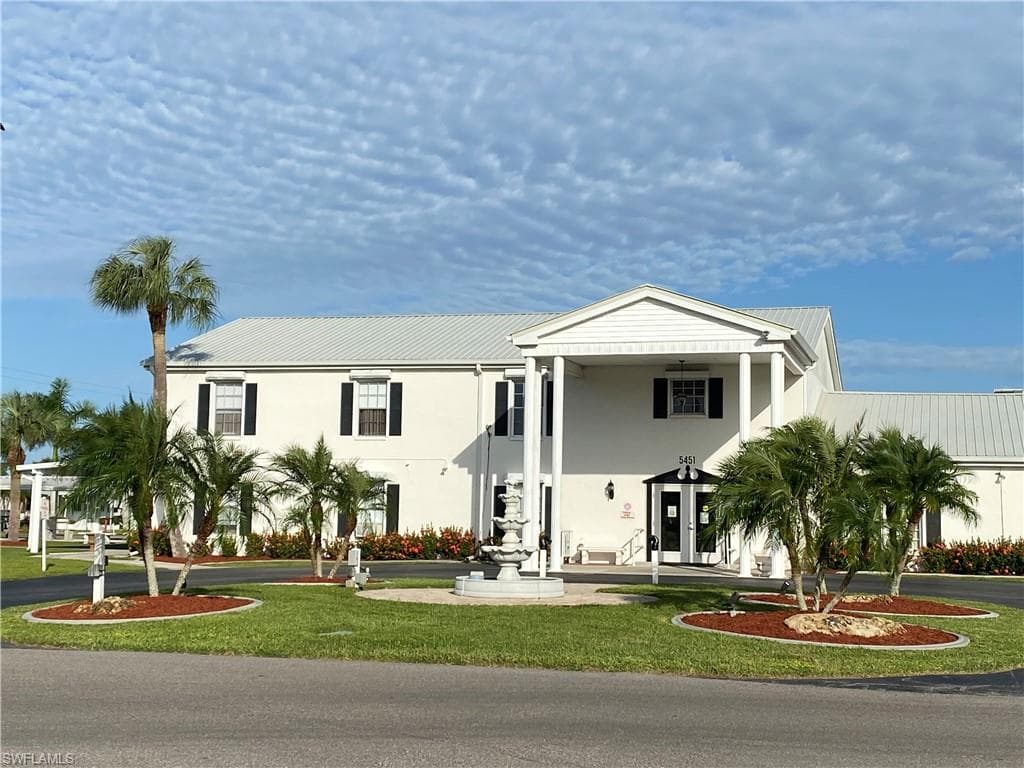 167 Chisholm TRL, NORTH FORT MYERS FL 33917-10