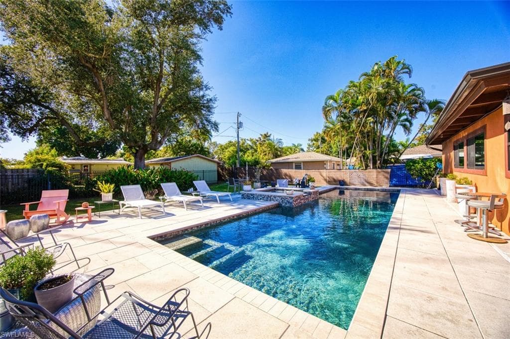 1624 Hanson ST, FORT MYERS FL 33901-21