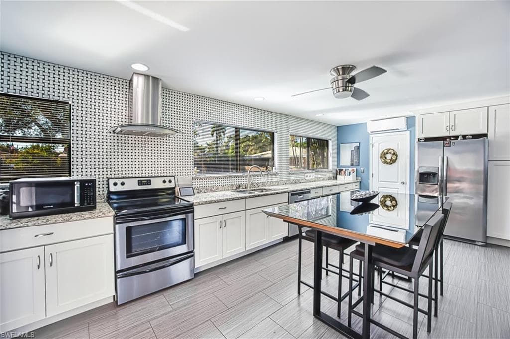 1624 Hanson ST, FORT MYERS FL 33901-9