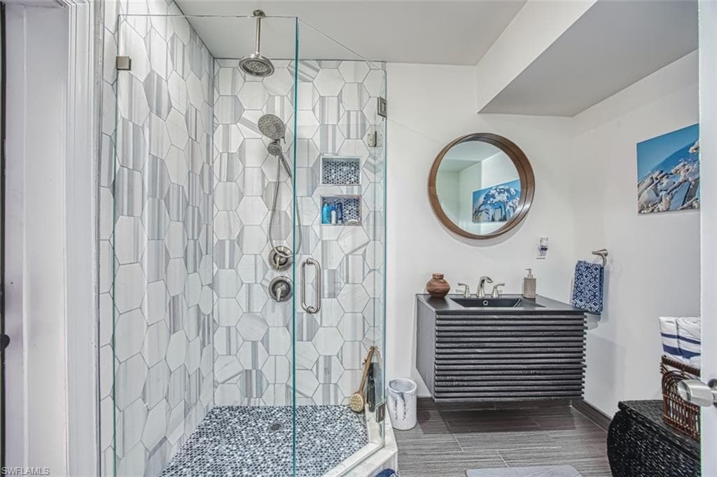 1624 Hanson ST, FORT MYERS FL 33901-18