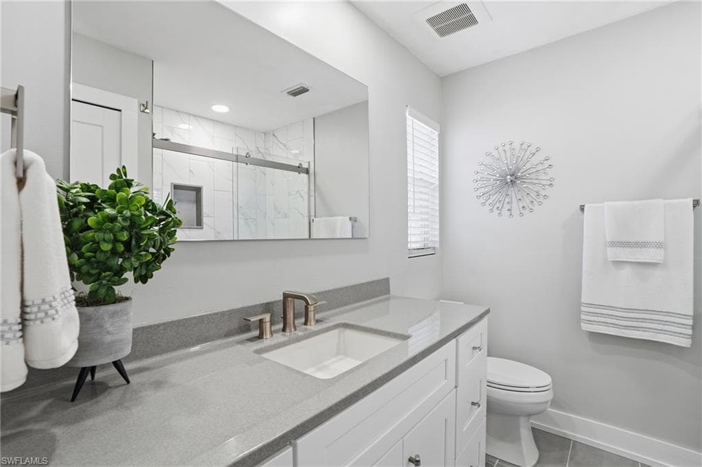 5102 Coronado PKWY # 2, CAPE CORAL FL 33904-16