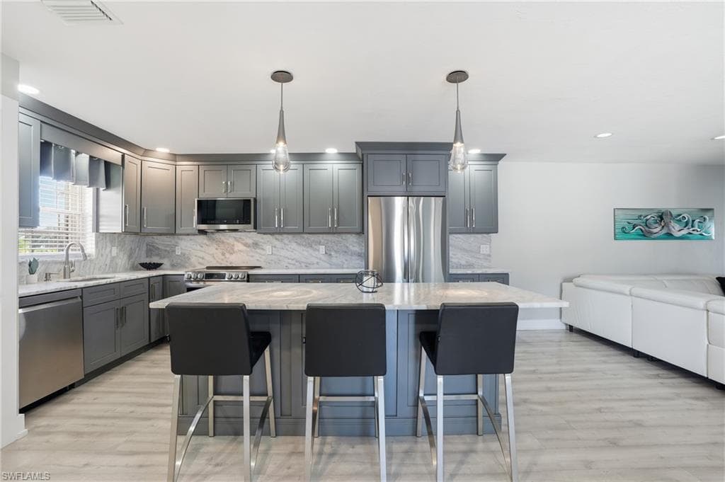 5102 Coronado PKWY # 2, CAPE CORAL FL 33904-2