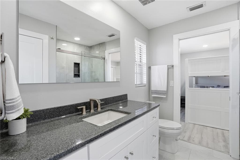 5102 Coronado PKWY # 2, CAPE CORAL FL 33904-18